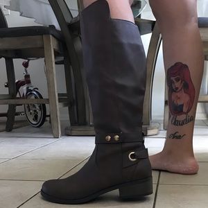 Brown boots